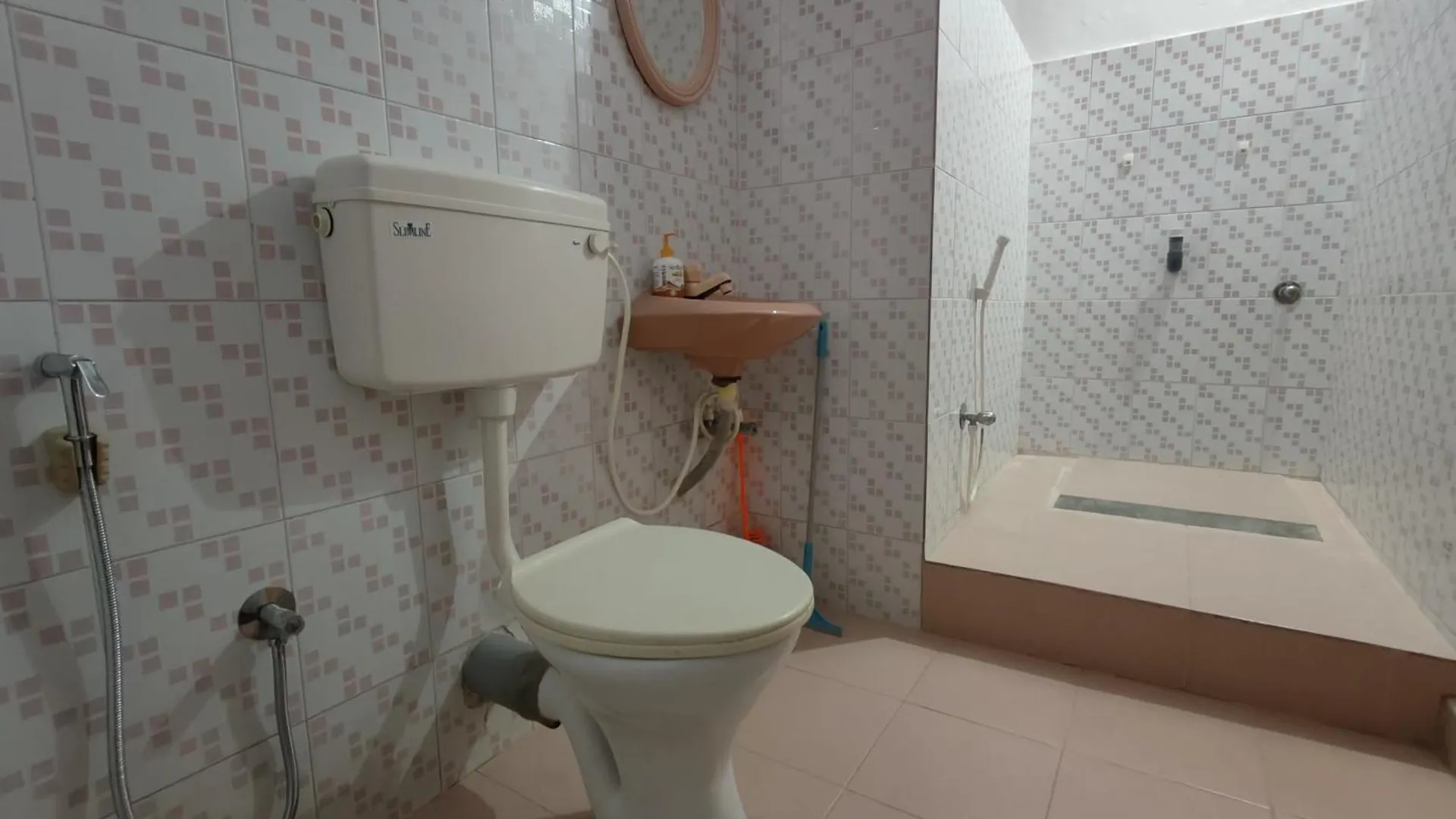 Shamak Homestay Varkala