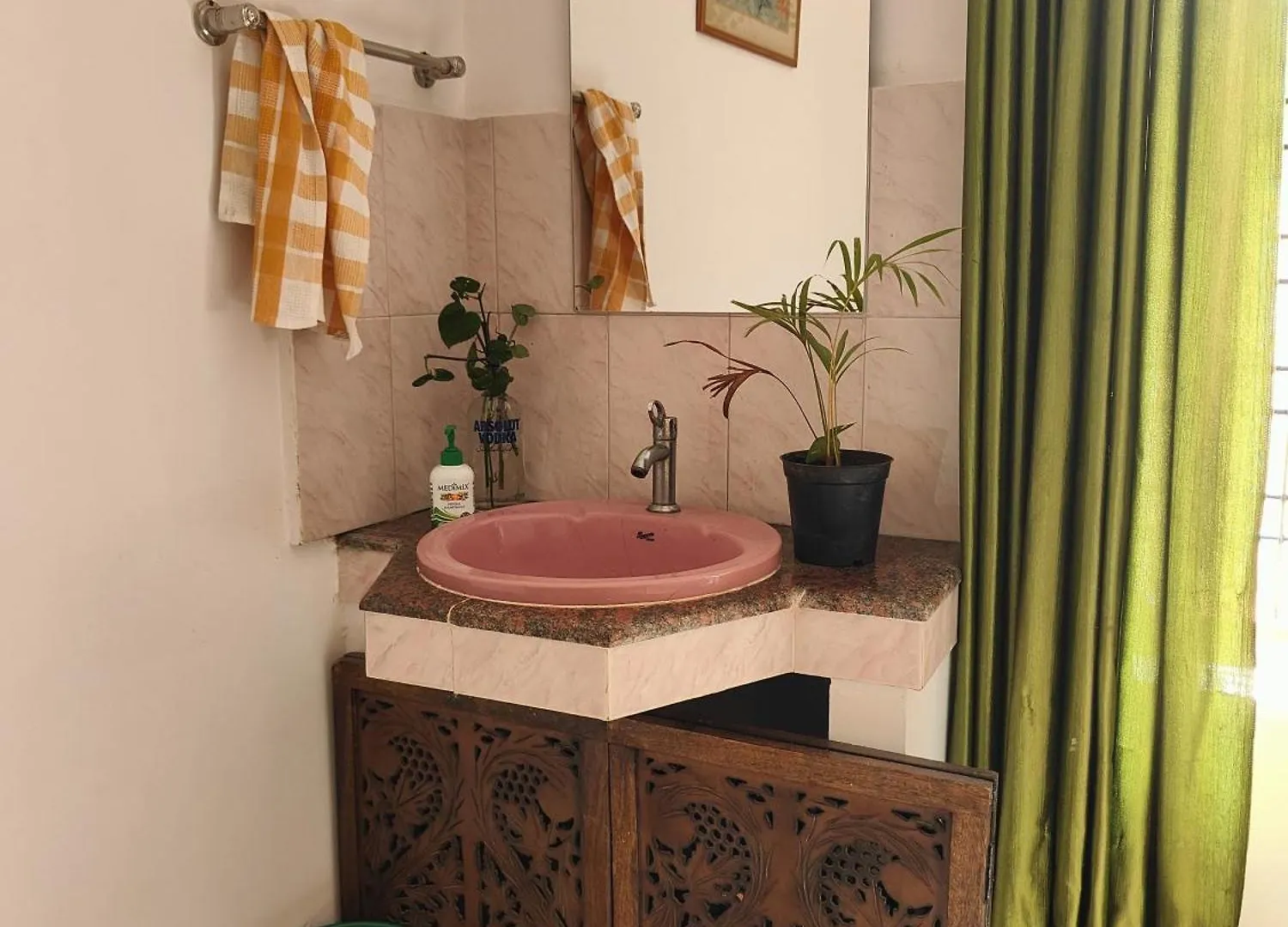 Shamak Homestay Varkala