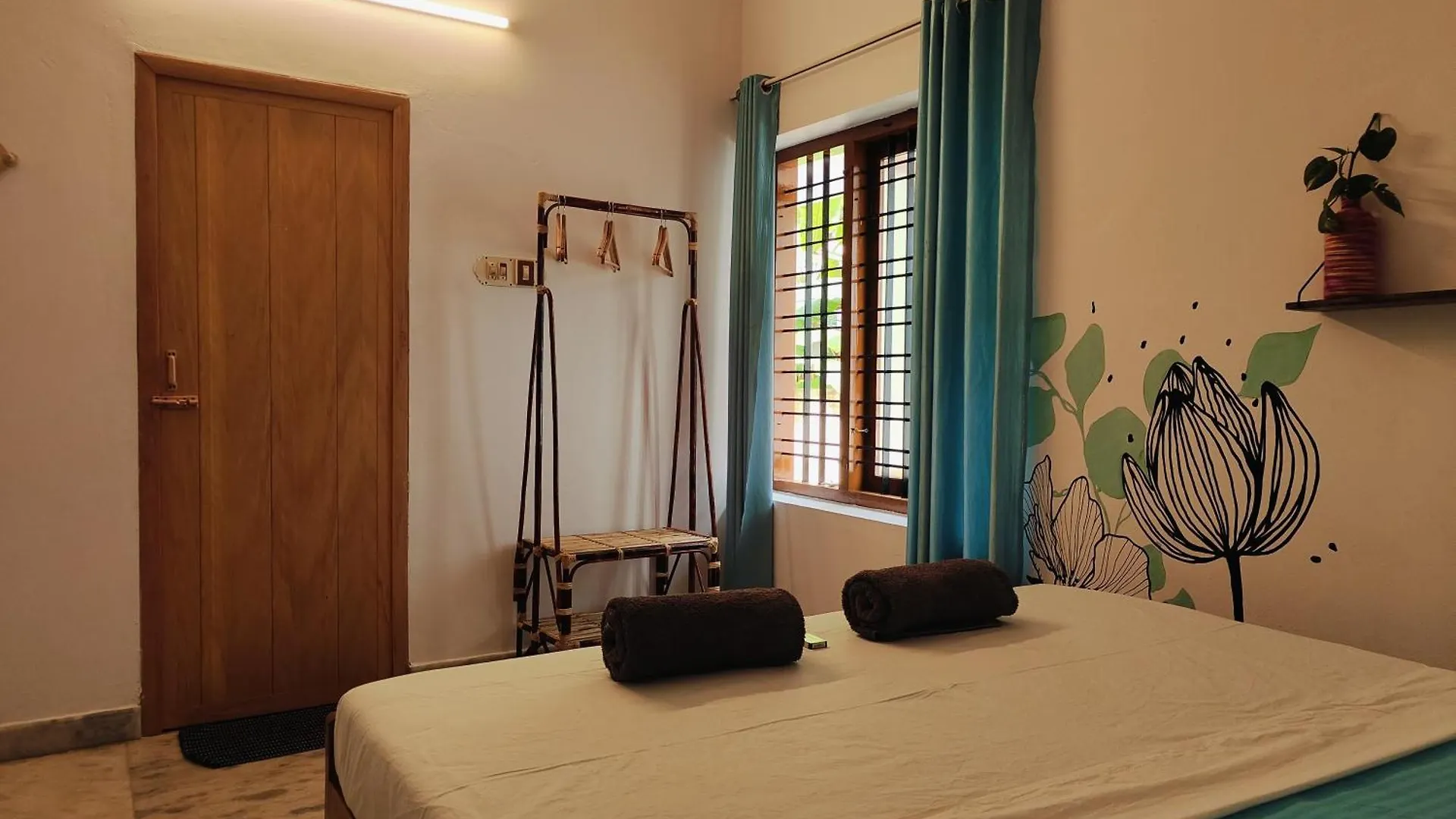 Shamak Homestay Varkala